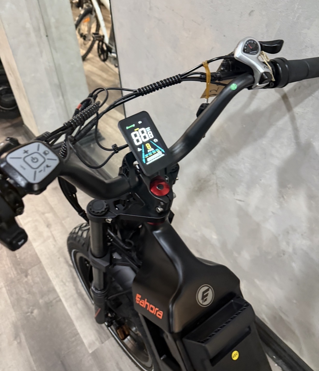 Eahora 60Ah Range 120km – Image 4