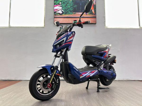 Blue “Cyber” 72V60Ah urban escooter ebike - Image 5